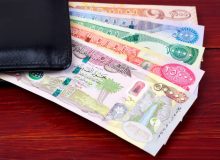 ارز اربعین چند؟/ زائران جامانده تا ۳۰ مرداد فرصت بازگشت ارز را دارند